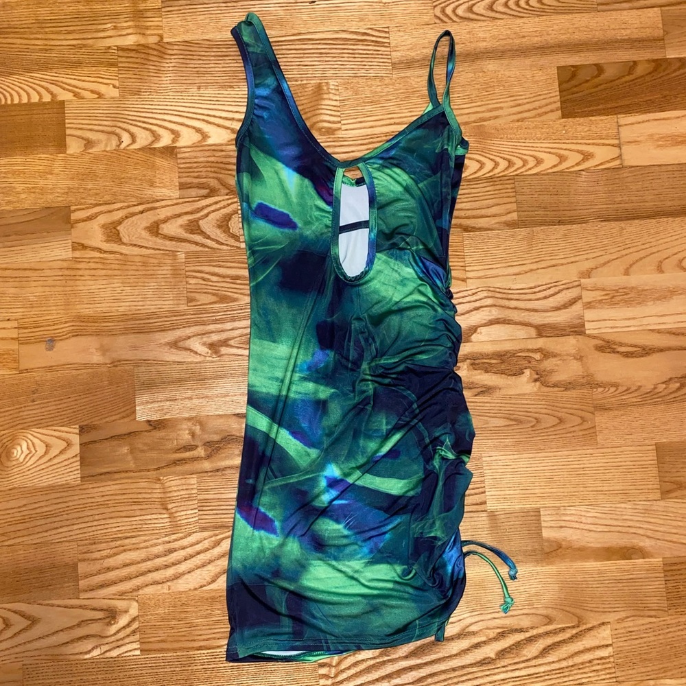 Green/Blue Body Con Dress Pretty Little Thing✨